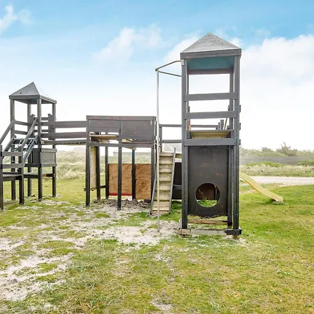 8 Person In Harboore-by Traum * 哈博尔